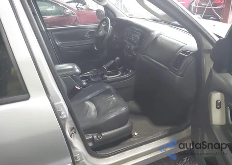 2005 Mazda Tribute S from USA, damaged, VIN 4F2CZ96155KM55011